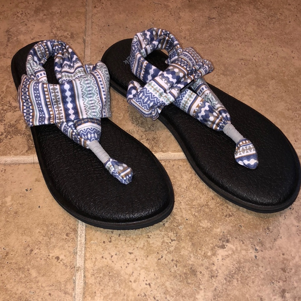 Sanuk yoga sling flip flop women size 8